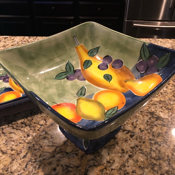 Tabletops Unlimited Leina 1 Raised rectangular platter 1 Square pedestal bowl - Picture 2 of 8